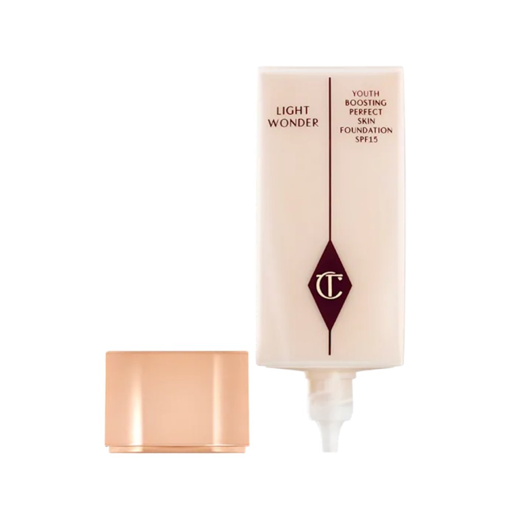 Charlotte Tilbury Light Wonder Foundation SPF 15 PA+ - 40ml | شارلوت تلبوري فاونديشن ن سائل خفيف-40 مل