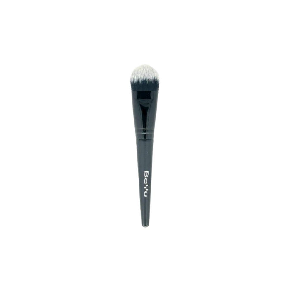 BeYu Flat Foundation Brush No. 002 | بيو فرشاة لكريم الأساس - رقم 002