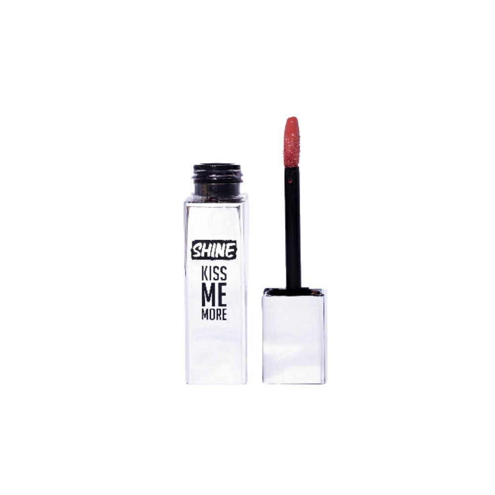 Flormar Shine Kiss Me More - 3.5ml | فلورمار أحمر شفاه لامع - 3.5 مل
