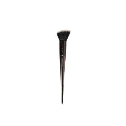 MAXFACTOR Foundation Blender Brush F10 | ماكس فاكتر فرشاة كريم أساس بغطاء عالي التغطية
